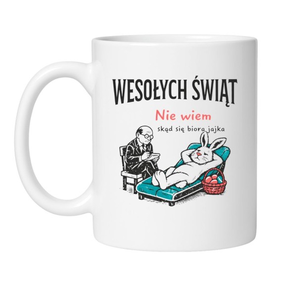 Biały śmieszny kubek wielkanocny z napisem Wesołych Świąt i zabawną grafiką